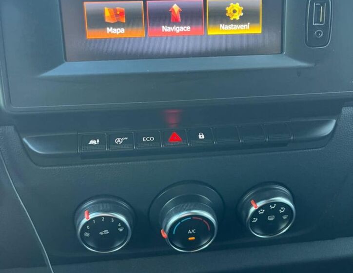 Renault Master 23