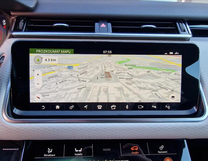 Land Rover Range Rover Velar 27