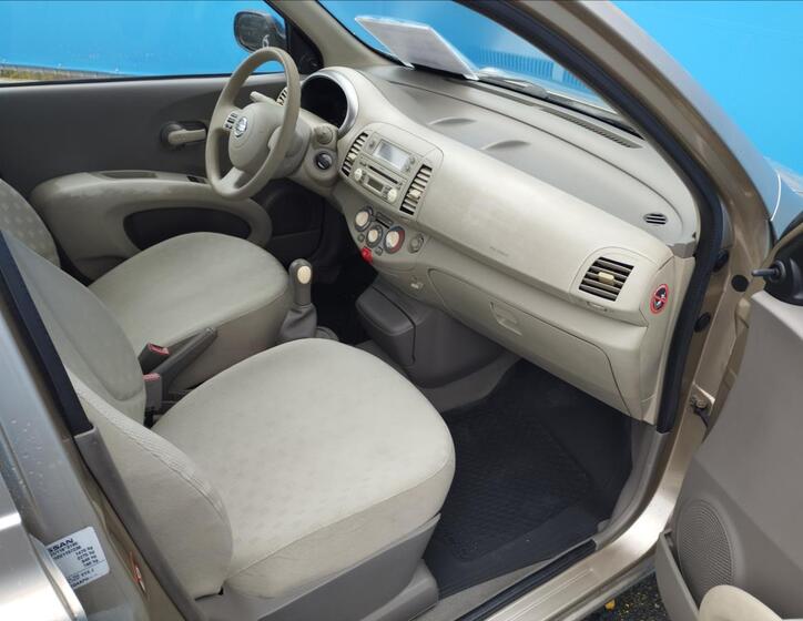 Nissan Micra 7