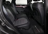 Volkswagen Touareg 13