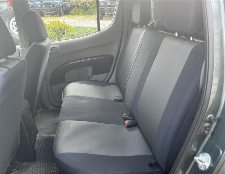 Mitsubishi L200 9