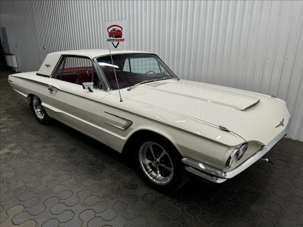 Ford Thunderbird