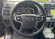 Toyota Land Cruiser 17