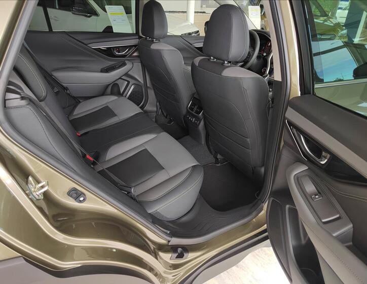 Subaru Outback 13
