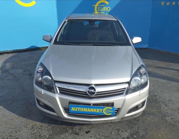 Opel Astra 2