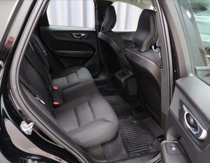 Volvo XC60 10