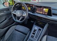 Volkswagen Golf 38