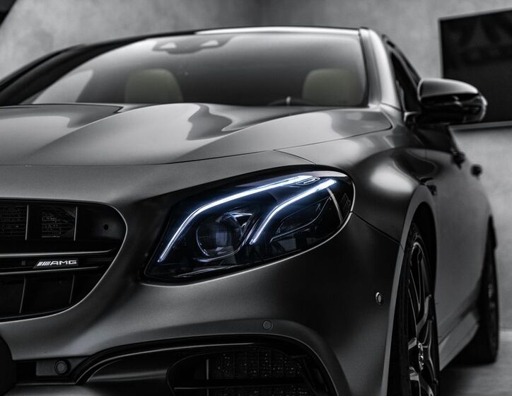 Mercedes-Benz Třídy E 8