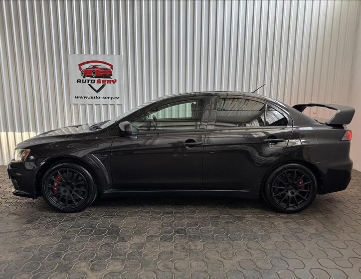 Mitsubishi Lancer 4