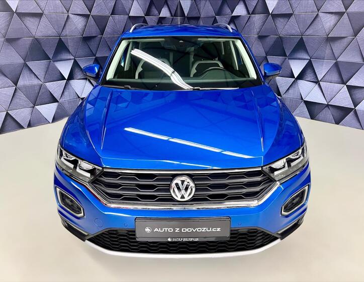 Volkswagen T-Roc 3