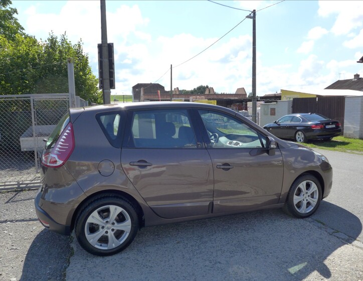 Renault Scénic 5