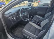 Toyota Auris 5