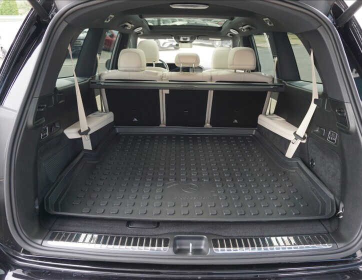 Mercedes-Benz GLS 8