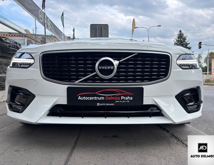 Volvo V90 12