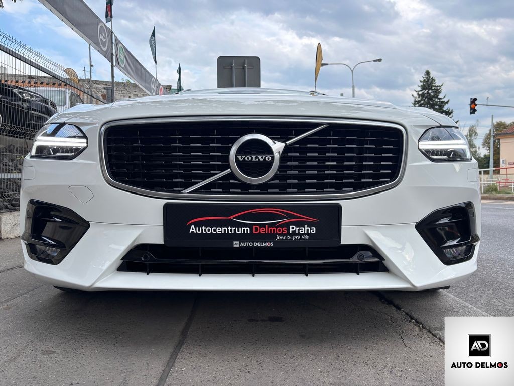 Volvo V90