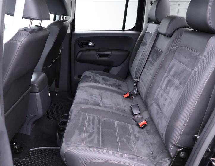 Volkswagen Amarok 16