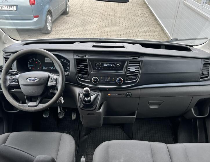 Ford Transit 18
