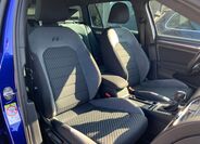 Volkswagen Golf 23