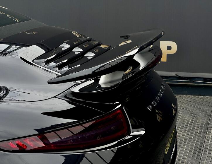Porsche 911 34
