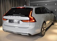 Volvo V90 4