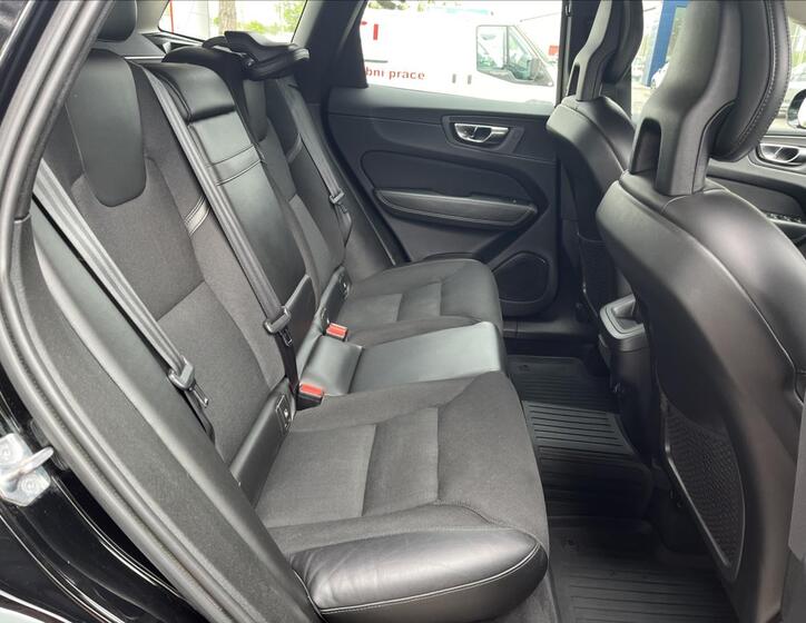 Volvo XC60 18