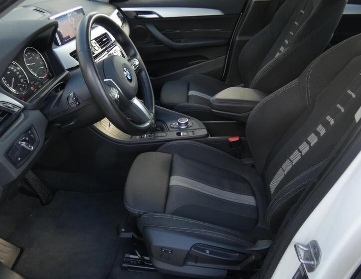 BMW X1 19