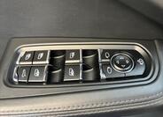 Porsche Macan 25