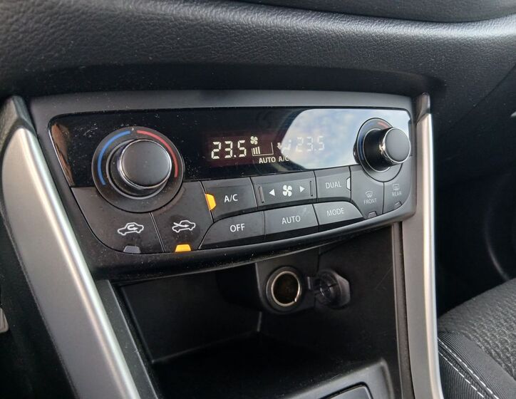 Suzuki SX4 S-Cross 26