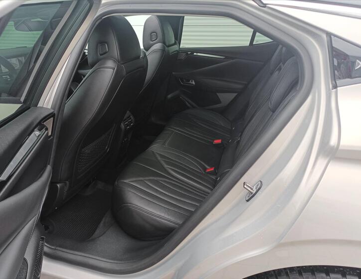 DS Automobiles DS4 15