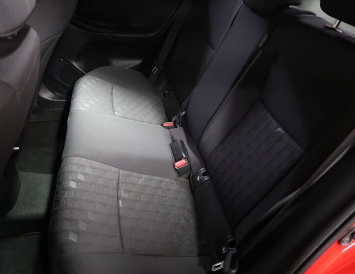 Toyota Yaris 10
