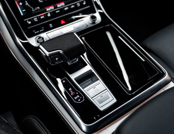 Audi Q7 10