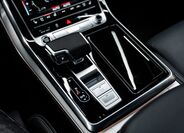 Audi Q7 10