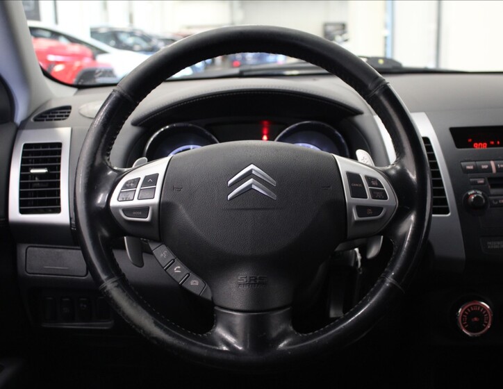 Citroën C-Crosser 10