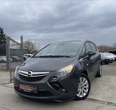Opel Zafira 1