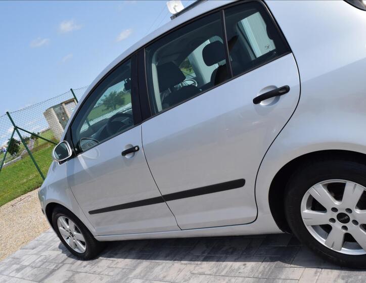 Volkswagen Golf Plus 11