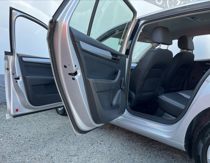 Škoda Rapid 48