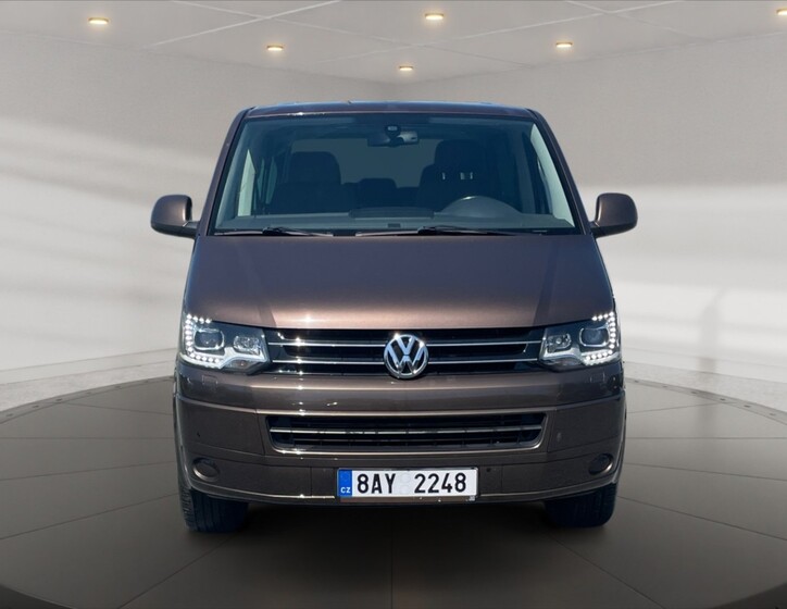 Volkswagen Multivan 2