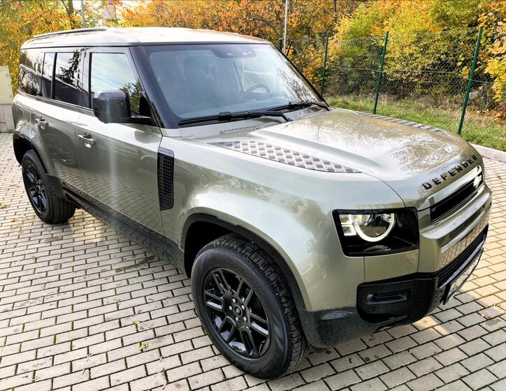 Land Rover Defender 3