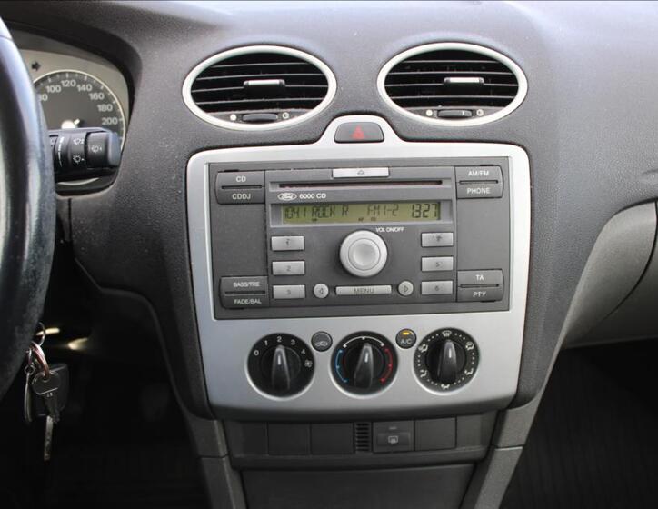 Ford Focus 19