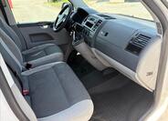 Volkswagen Transporter 9