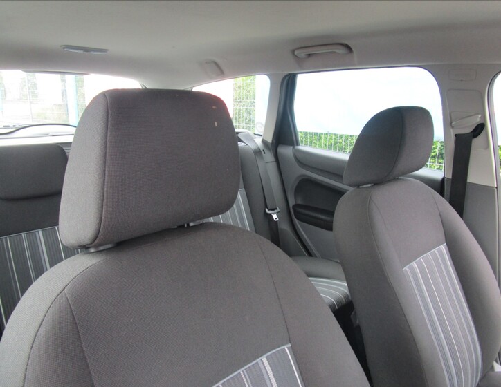 Ford Focus 18