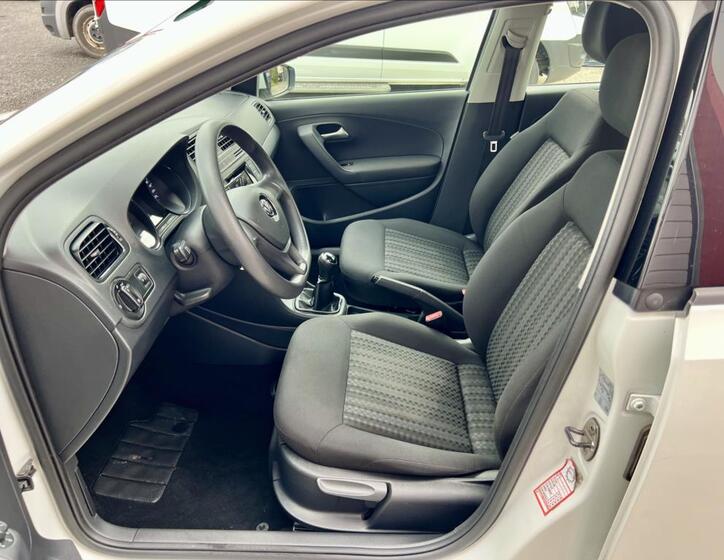 Volkswagen Polo 10