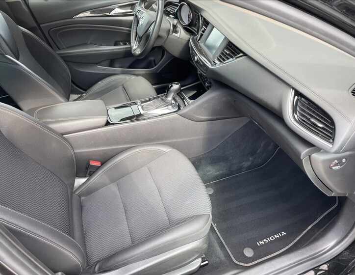 Opel Insignia 19