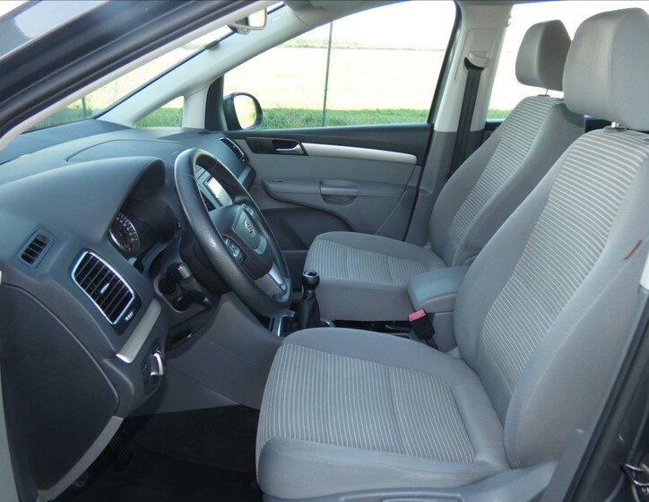 Seat Alhambra 11