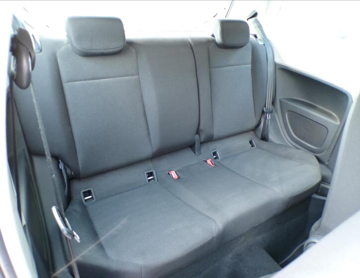 Volkswagen up! 17