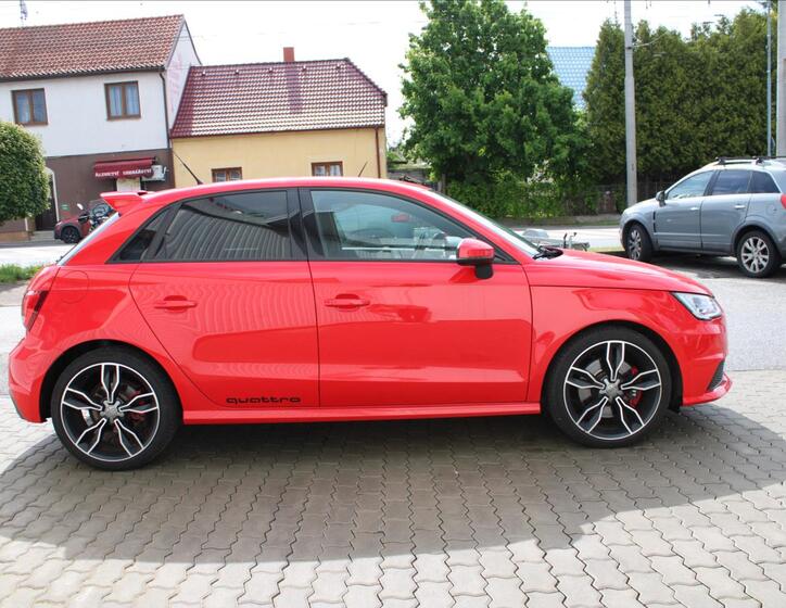 Audi S1 3