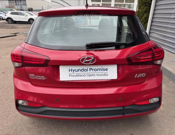 Hyundai i20 8