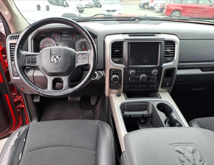 Dodge RAM 1500 9