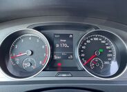 Volkswagen Golf 11