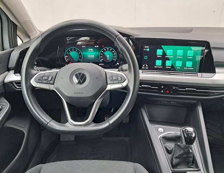 Volkswagen Golf 8
